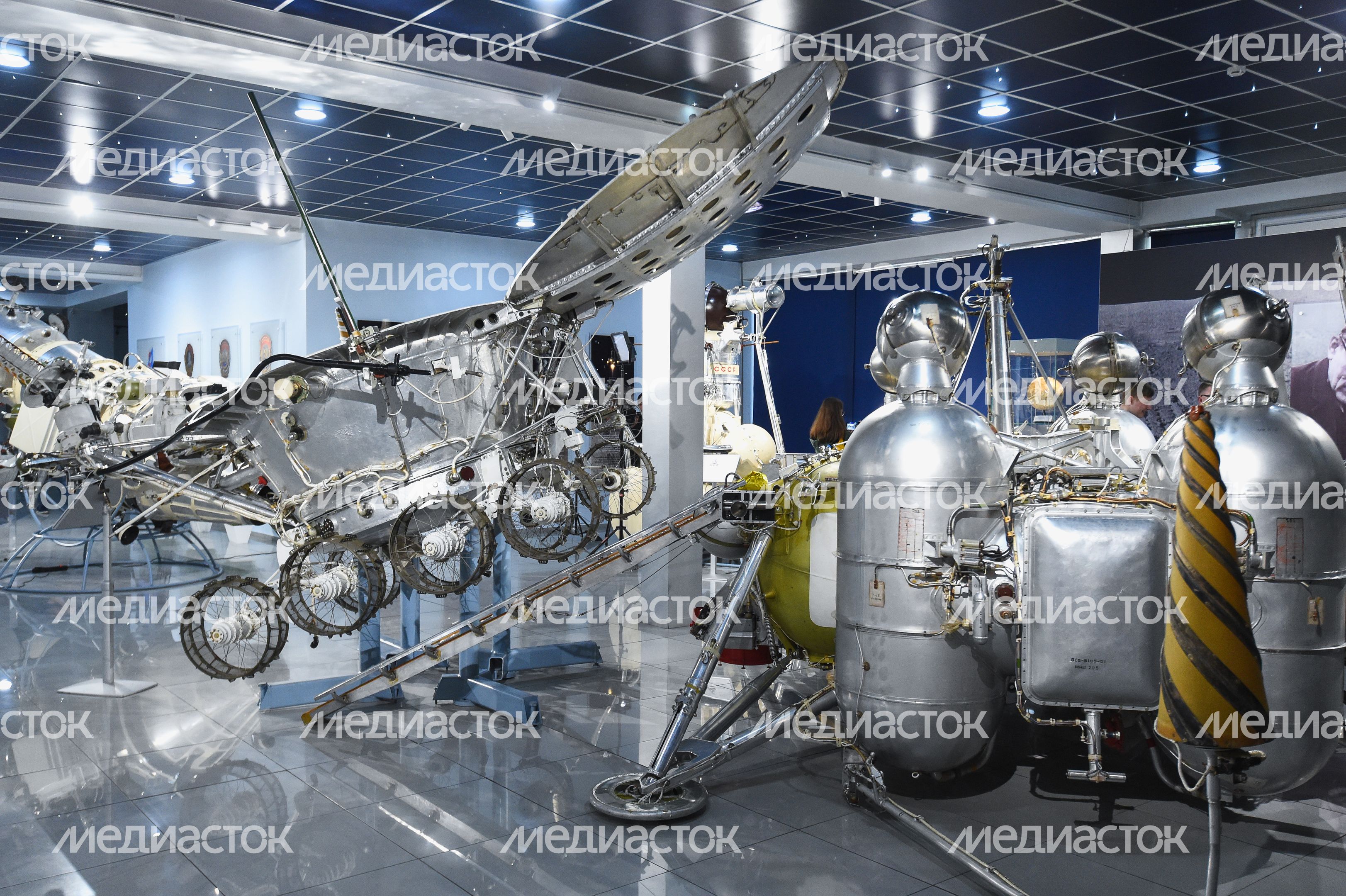 Презентация транспортных карт с героями мультфильма «Белка и Стрелка»