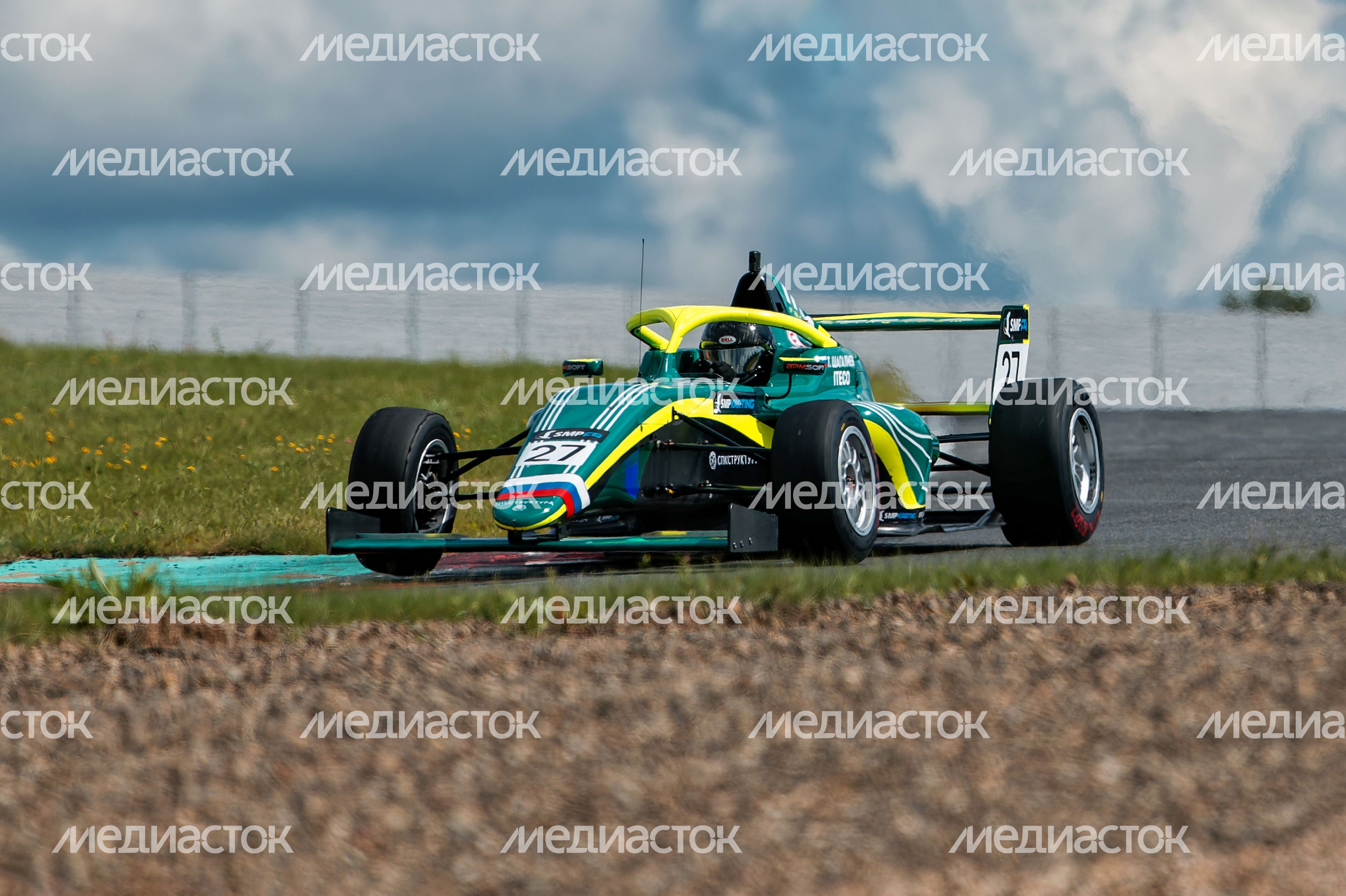 VI этап российской серии кольцевых гонок на автодроме Moscow Raceway