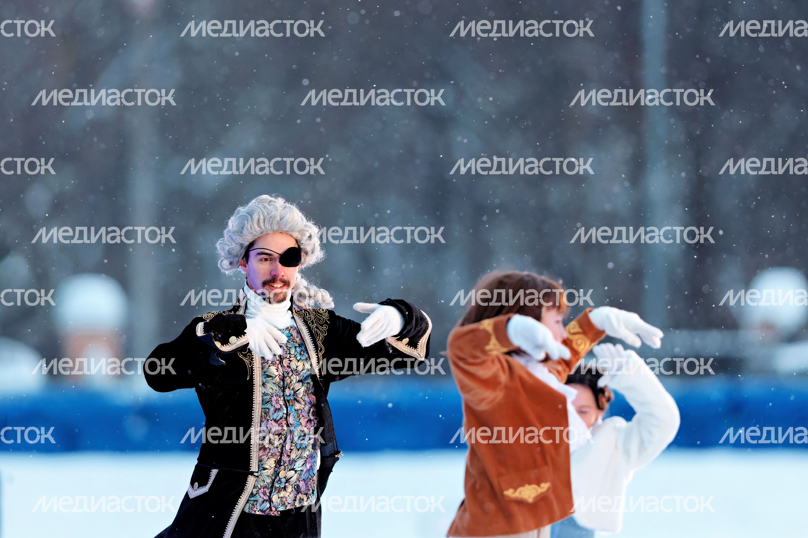 Ледовое шоу «Щелкунчик» на стадионе «Зоркий» в Красногорске Ледовое шоу «Щелкунчик» на стадионе «Зоркий» в Красногорске