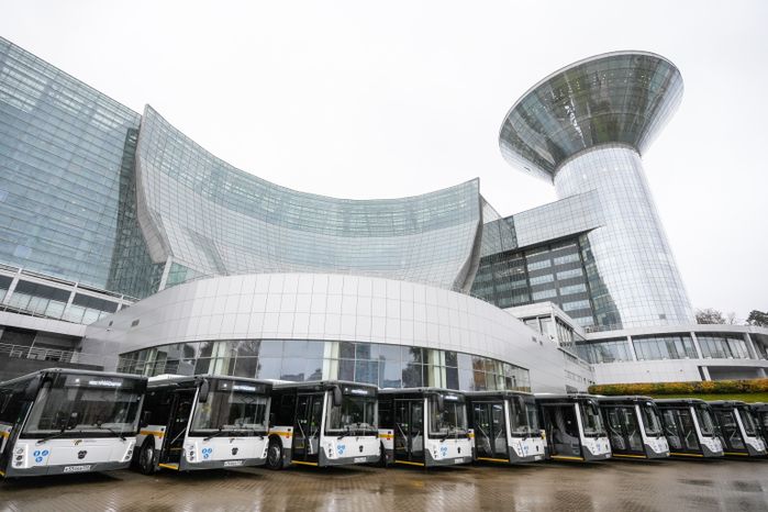 В филиалы "Мострансавто" передана очередная партия автобусов ЛиАЗ-5292