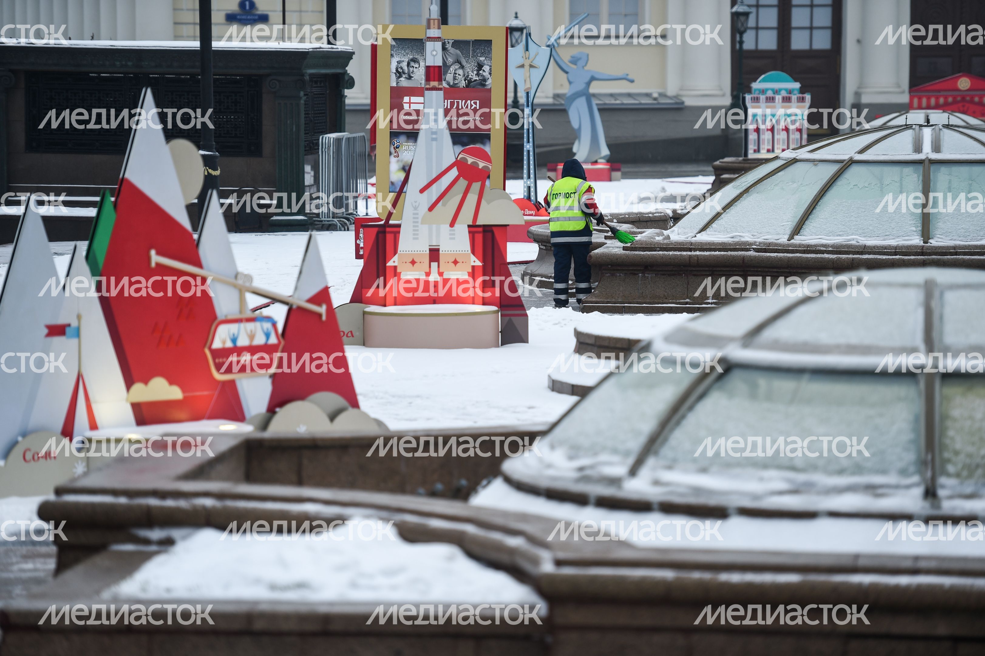 Последстивя сильного снегопада в Москве