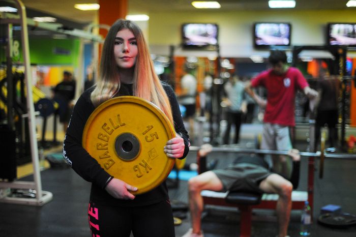 Спортсменка в пауэрлифтинге Марьяна Наумова