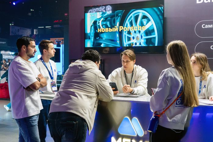 Выставочный стенд на форуме по криптовалютам и блокчейн-технологиям CRYPTO SUMMIT 2025 в Одинцово