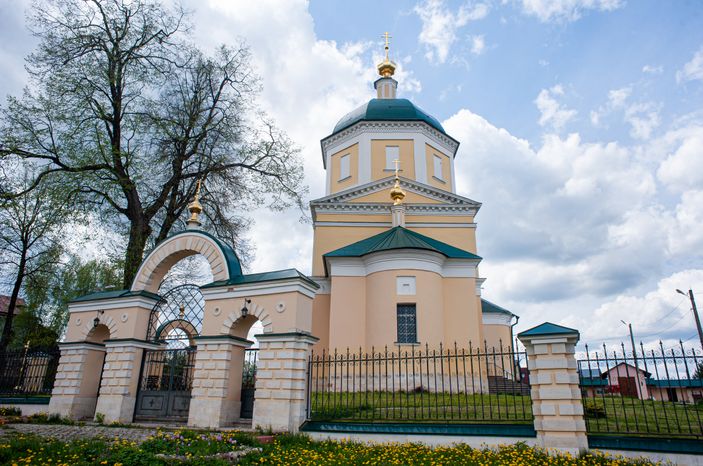 Весенние виды города Верея