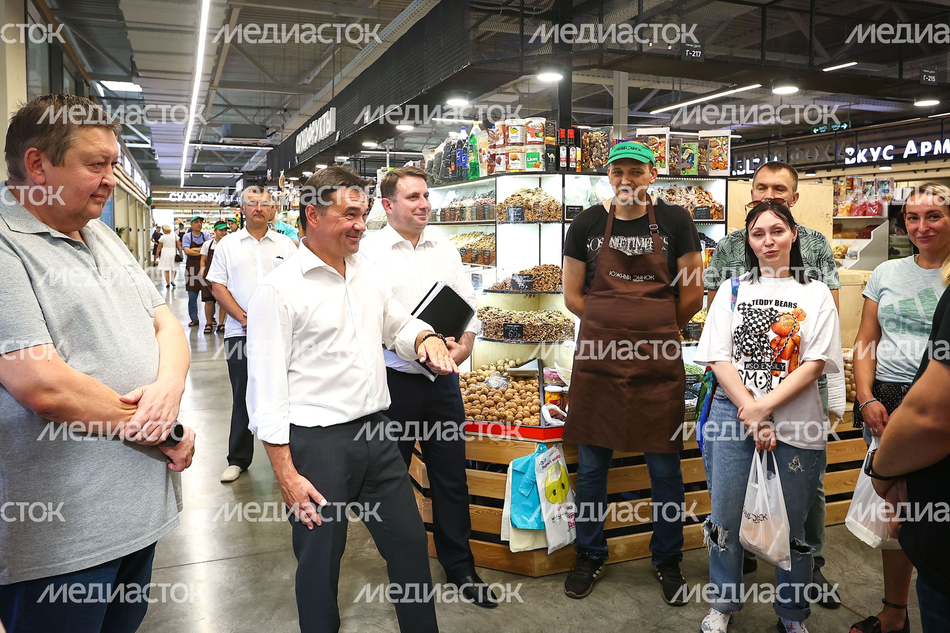 Проверка работы Южного рынка в микрорайоне Кузнечики города Подольск Губернатором Подмосковья