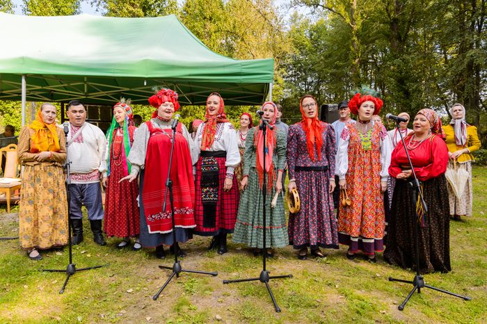 Чехов. Мелихово. Фольклорный фестиваль "Три Спаса"