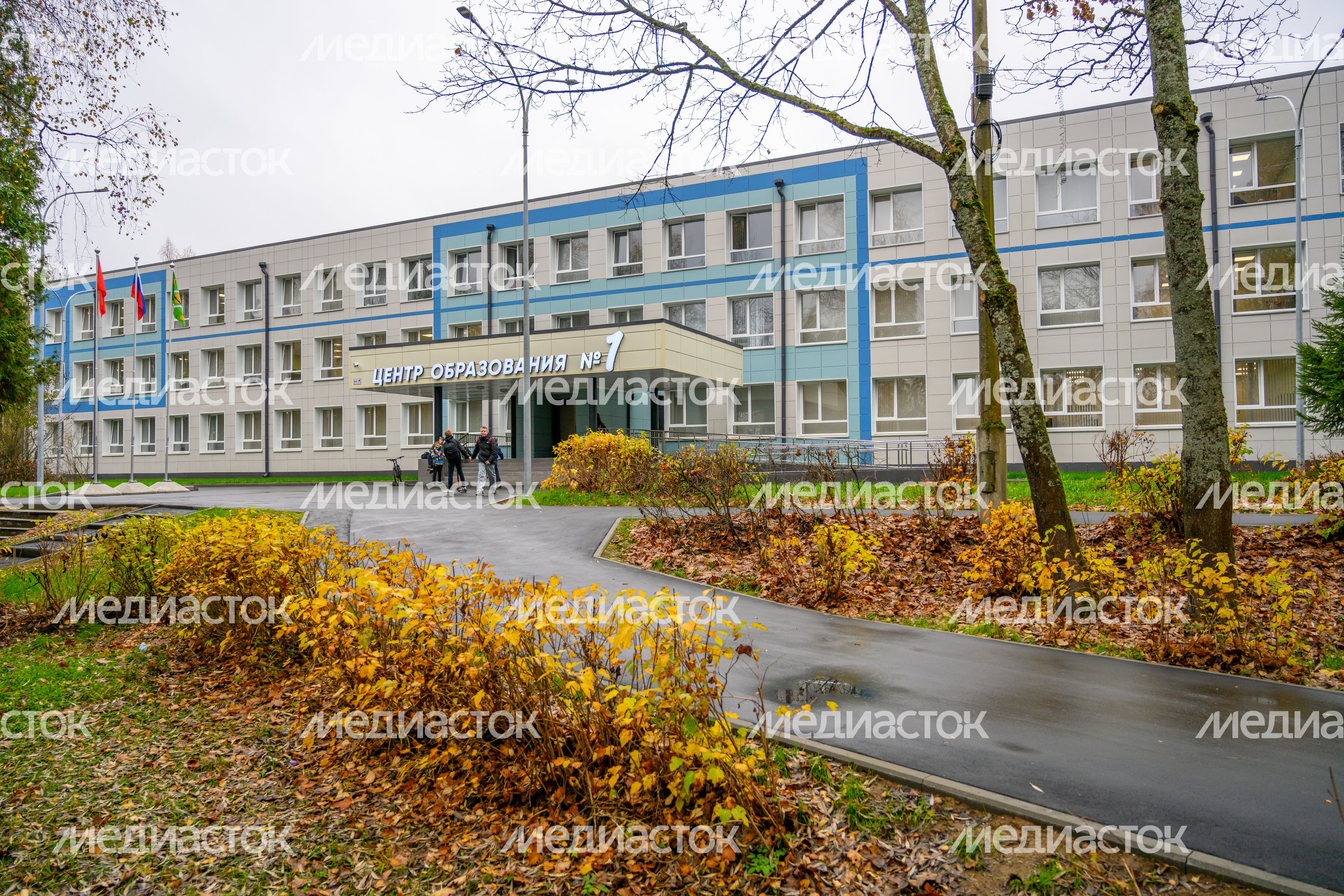 Основное здание Центра образования №1 в Красноармейске после капитального ремонта Основное здание Центра образования №1 в Красноармейске после капитального ремонта