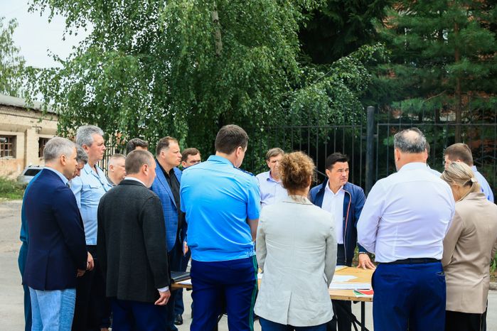Оперативный штаб с участием Губернатора Подмосковья на месте ЧП в Сергиевом Посаде