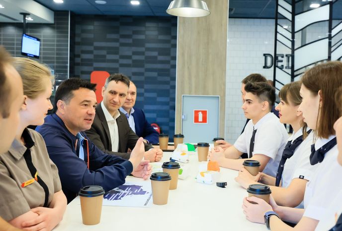 Открытие «Вкусно – и точка» в микрорайоне Путилково