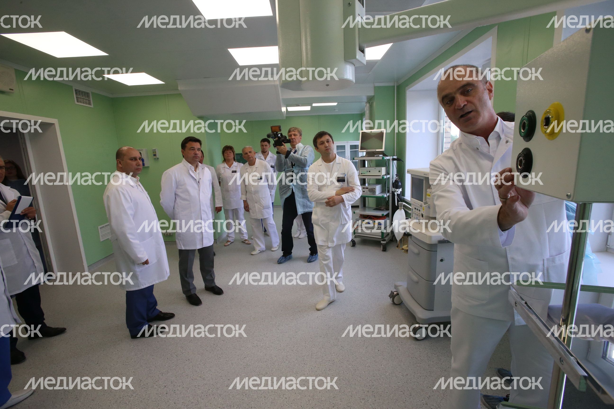 Губернатор посетил больницу города Королёв во время официального визита