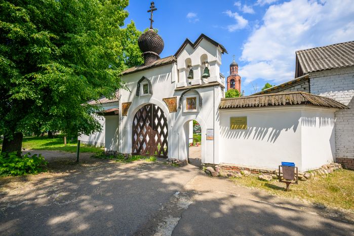 Гуслицкий Спасо-Преображенский мужской монастырь в городе Куровское Орехово-Зуевского округа