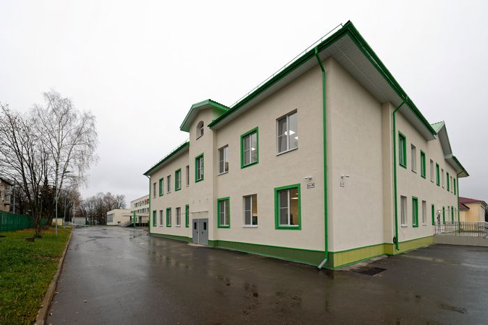 Алабинская средняя школа в поселке Калининец Наро-Фоминского округа после капитального ремонта