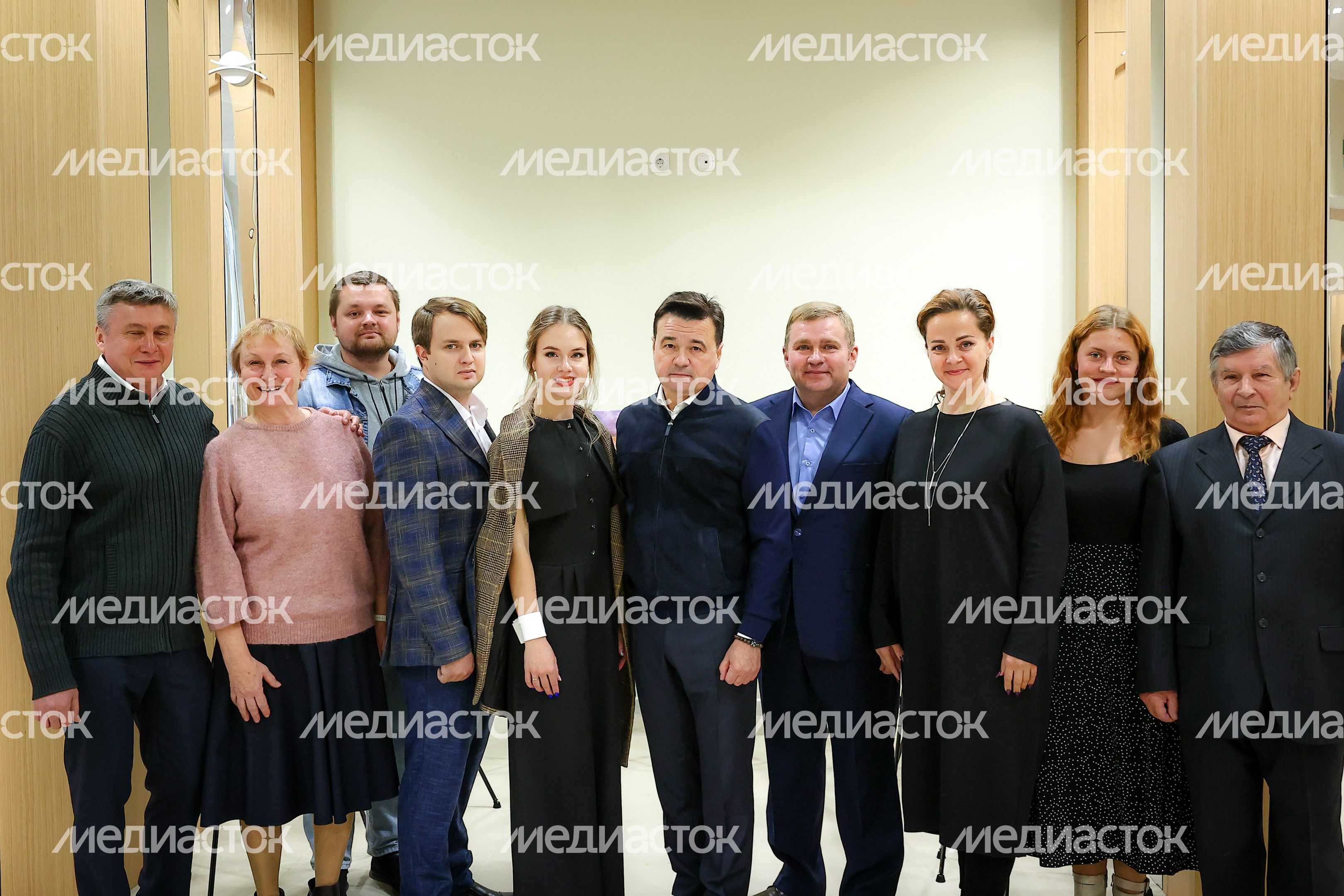 Проверка хода капремонта Центра культуры и творчества «Родники» в Волоколамске Губернатором Подмосковья