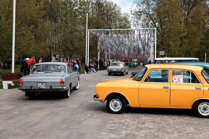 Ретроавтомобили на автопробеге ко Дню Победы «Победный маршрут» в Истре