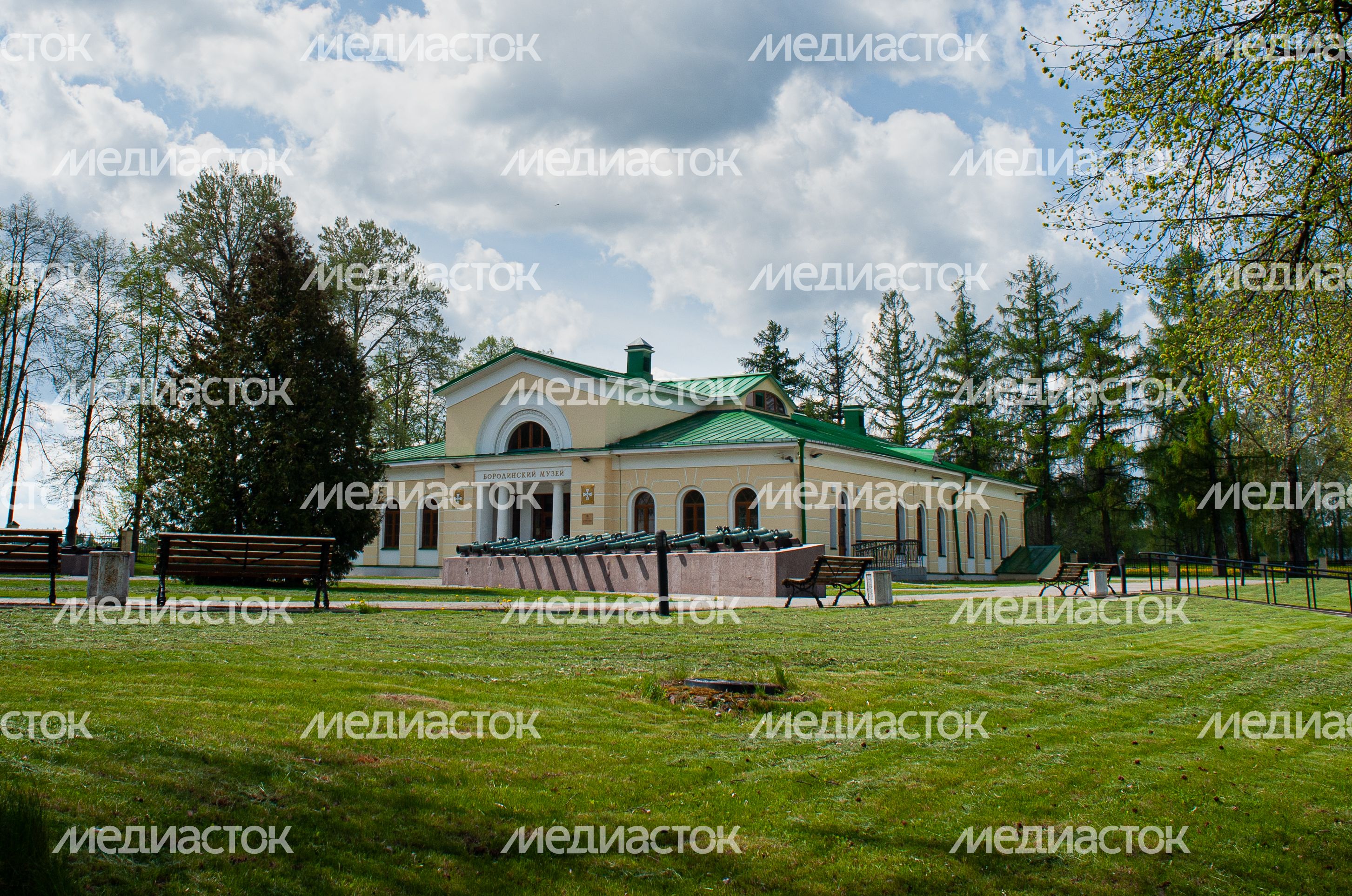 Весенние виды Музея-заповедника Бородинское поле
