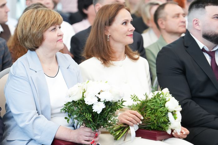 Подмосковных медиков поздравили с профессиональным праздником