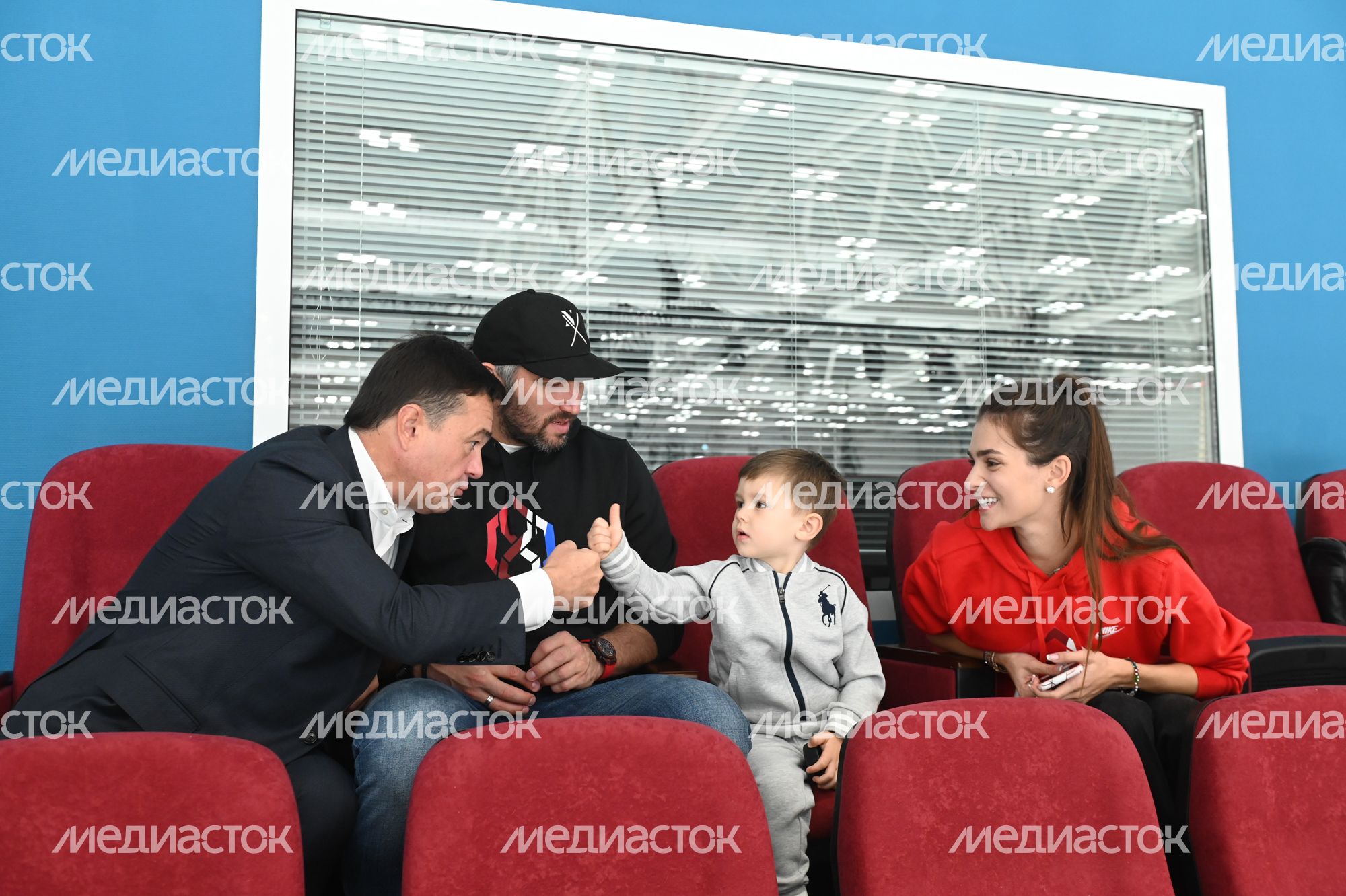 Открытие Губернатором Подмосковья финала хоккейного турнира «ОВИ-Cup»