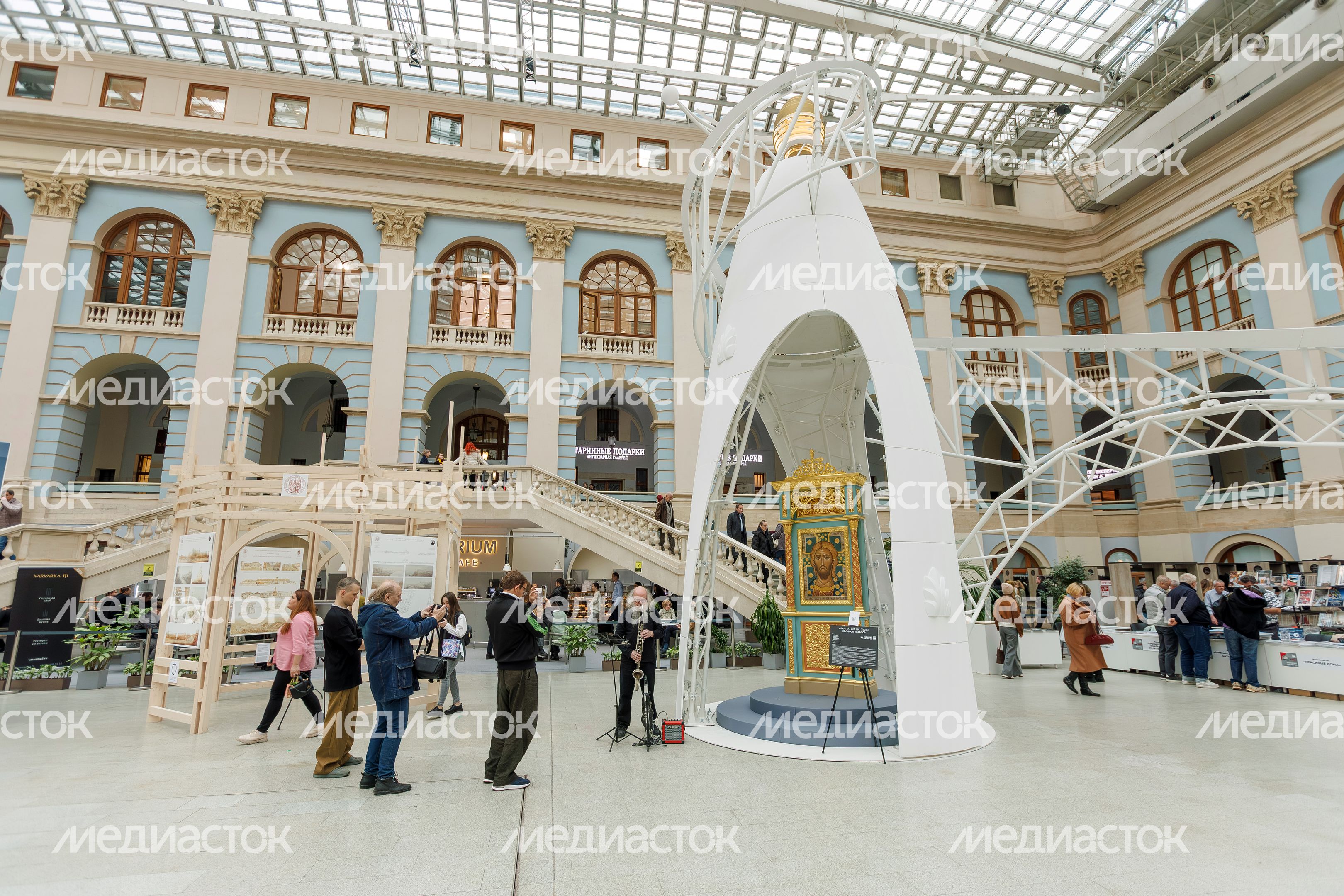 Выставка на Международном архитектурном фестивале «Зодчество-2025» Выставка на Международном архитектурном фестивале «Зодчество-2025»