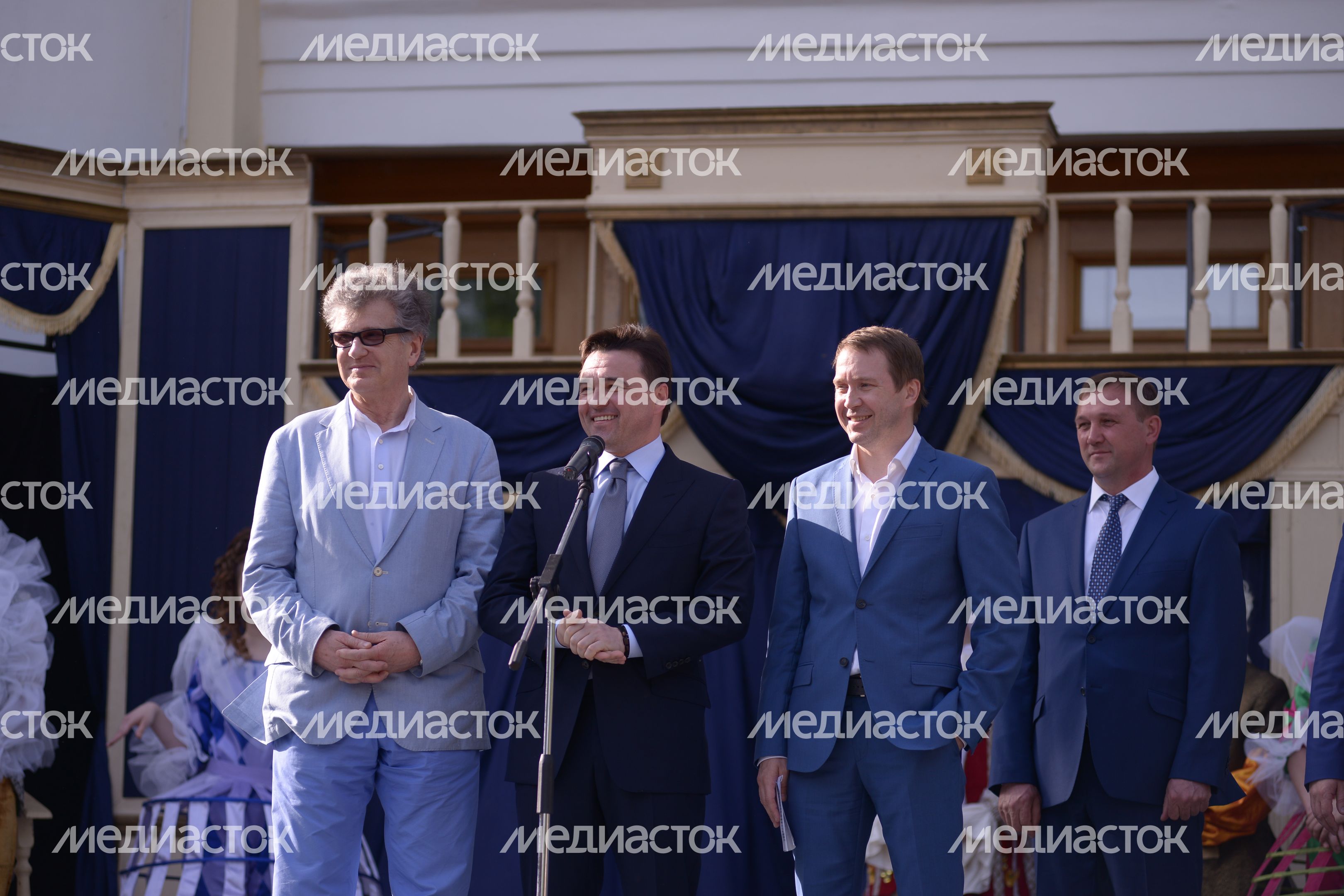 Открытие XIII фестиваля театров малых городов России в Дубне