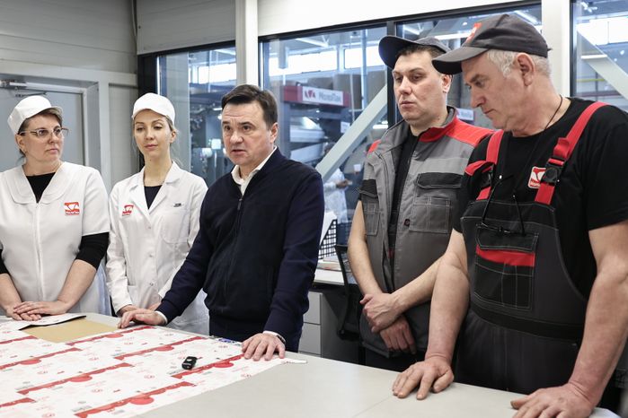 Андрей Воробьев посетил запуск производства упаковки для пищевой продукции в Чехове