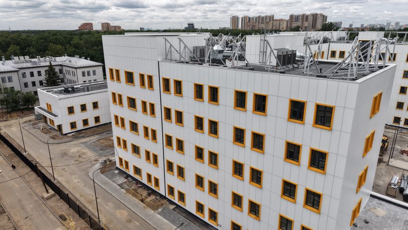 В Королеве готовится к открытию новая поликлиника на 1000 посещений в смену