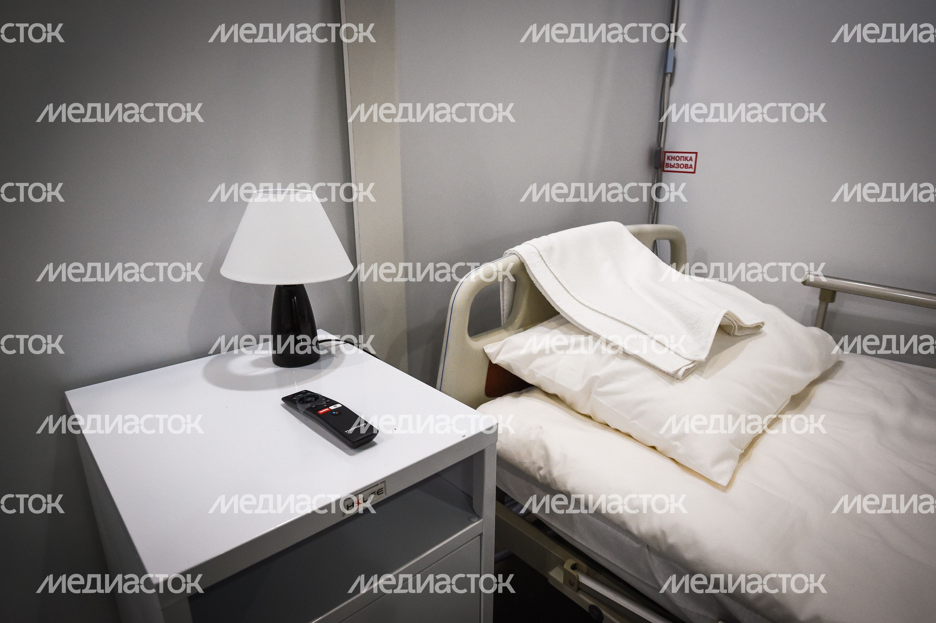 Госпиталь для пациентов с коронавирусом в «Крокус Экспо»