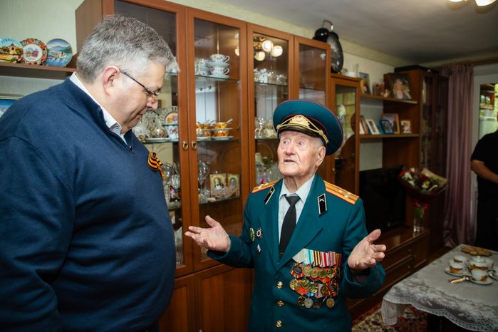 Визит Кирилла Григорьева к ветерану Великой Отечественной войны