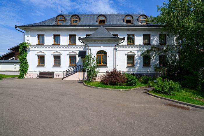 Церковь святого мученика Уара в поселке Вешки округа Мытищи