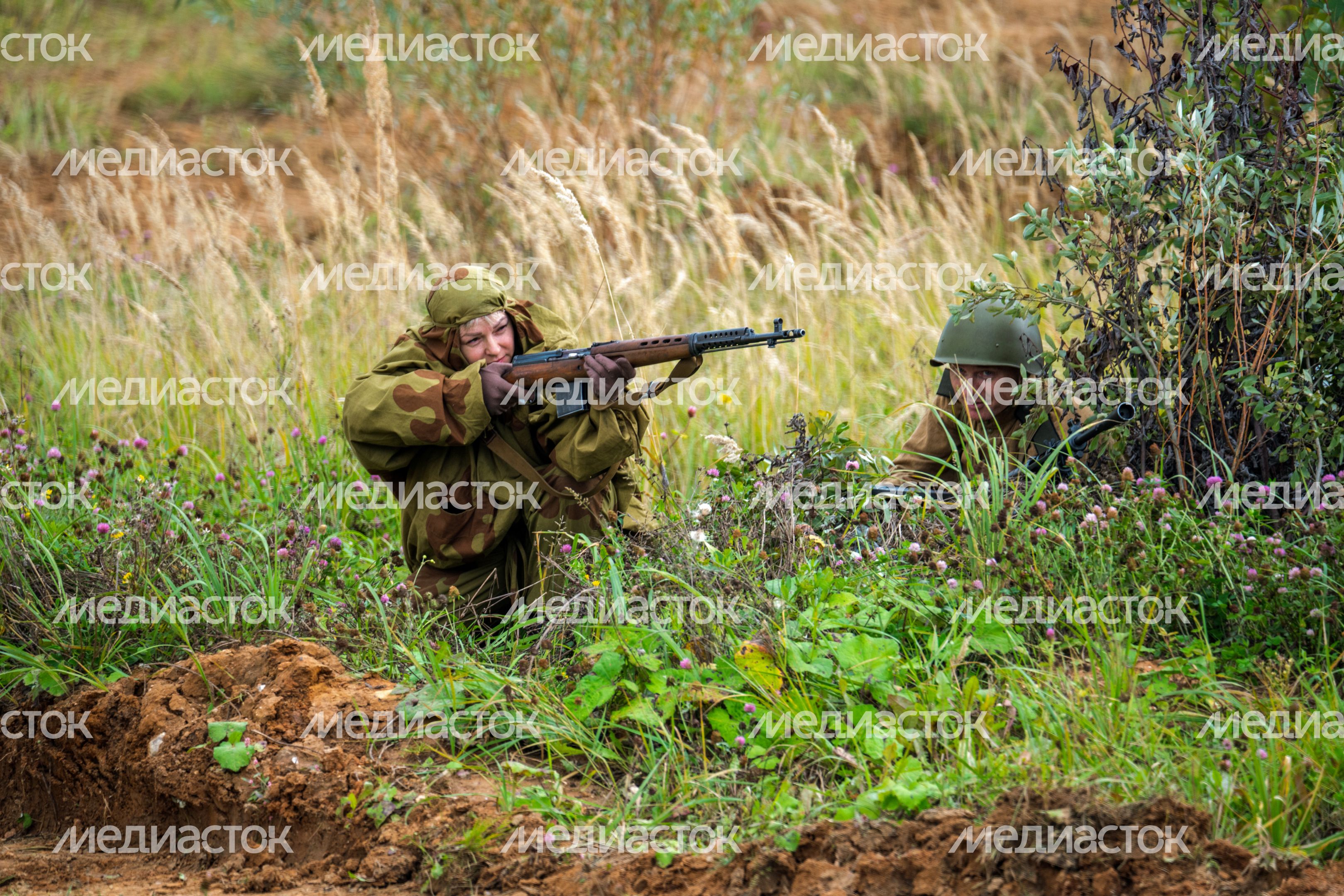 Военно-историческая реконструкция боя в День танкиста в парке «Патриот» Одинцовского округа Военно-историческая реконструкция боя в День танкиста в парке «Патриот» Одинцовского округа