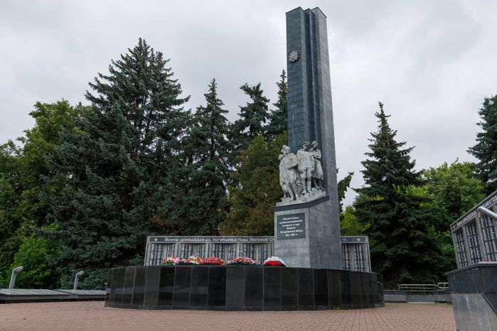 Мемориал «Вечный огонь» в микрорайоне Северный в Домодедово