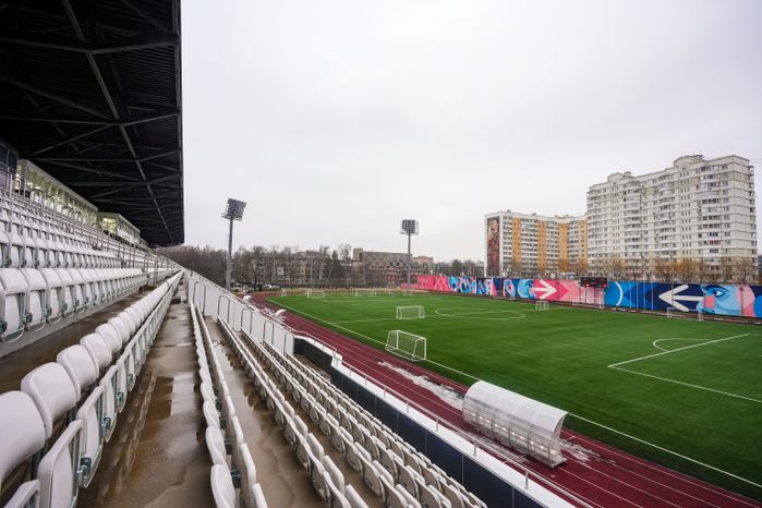 Стадион обновленного спорткомплекса "Орион" в Балашихе