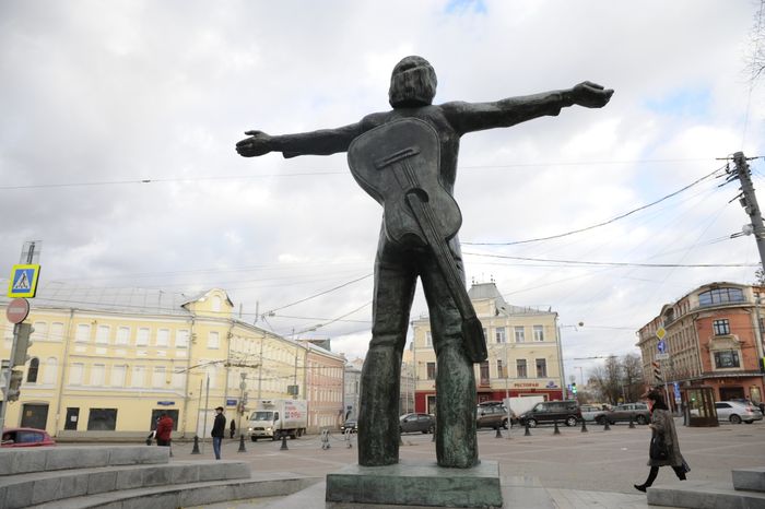 Памятник Владимиру Высоцкому в Москве