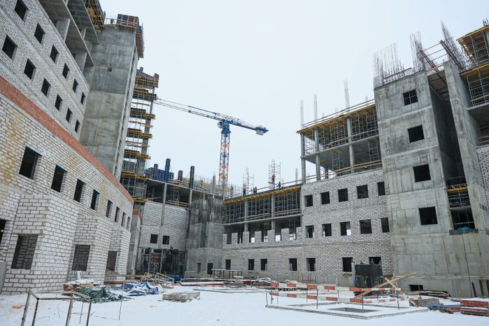 Посещение Губернатором Подмосковья стройплощадки Детской областной больницы в Красногорске