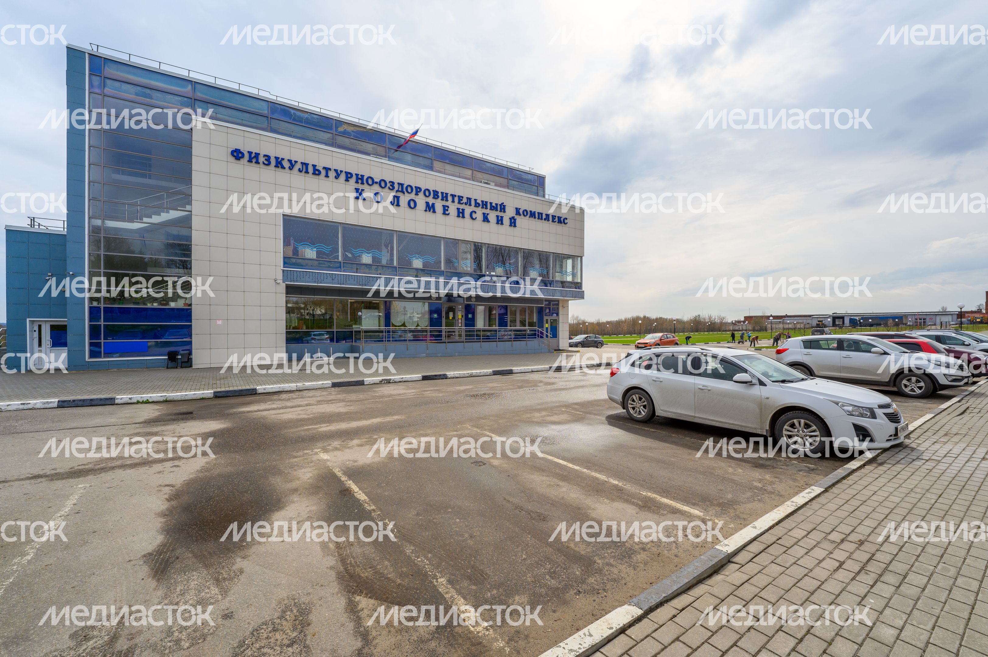 Физкультурно-оздоровительный комплекс «Коломенский» в поселке Радужный округа Коломна Физкультурно-оздоровительный комплекс «Коломенский» в поселке Радужный округа Коломна