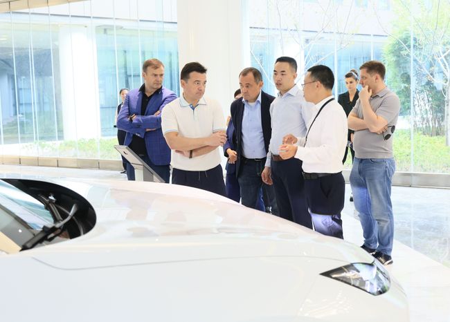 Посещение автозавода Changan Automobile Group в Китае Губернатором Подмосковья
