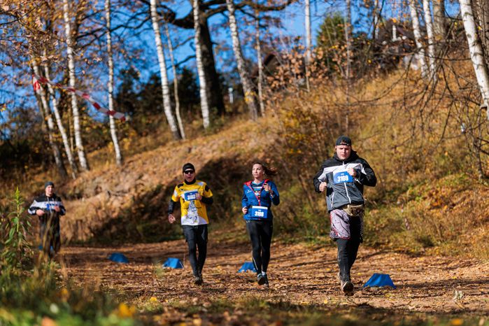 Забег Hero League Trail на 1, 5 и 10 км по пересеченной местности в Красногорске