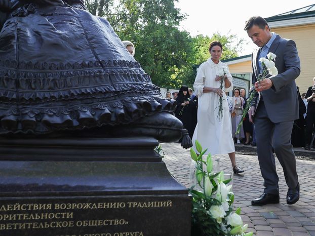 Андрей Воробьев открыл памятник императрице Марии Александровне в Ильинском-Усово