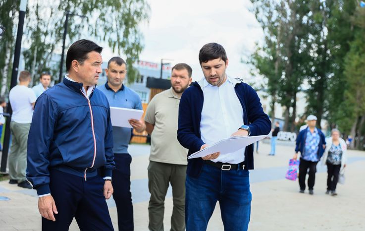 Проверка хода работ по очистке Малаховского озера Губернатором Подмосковья