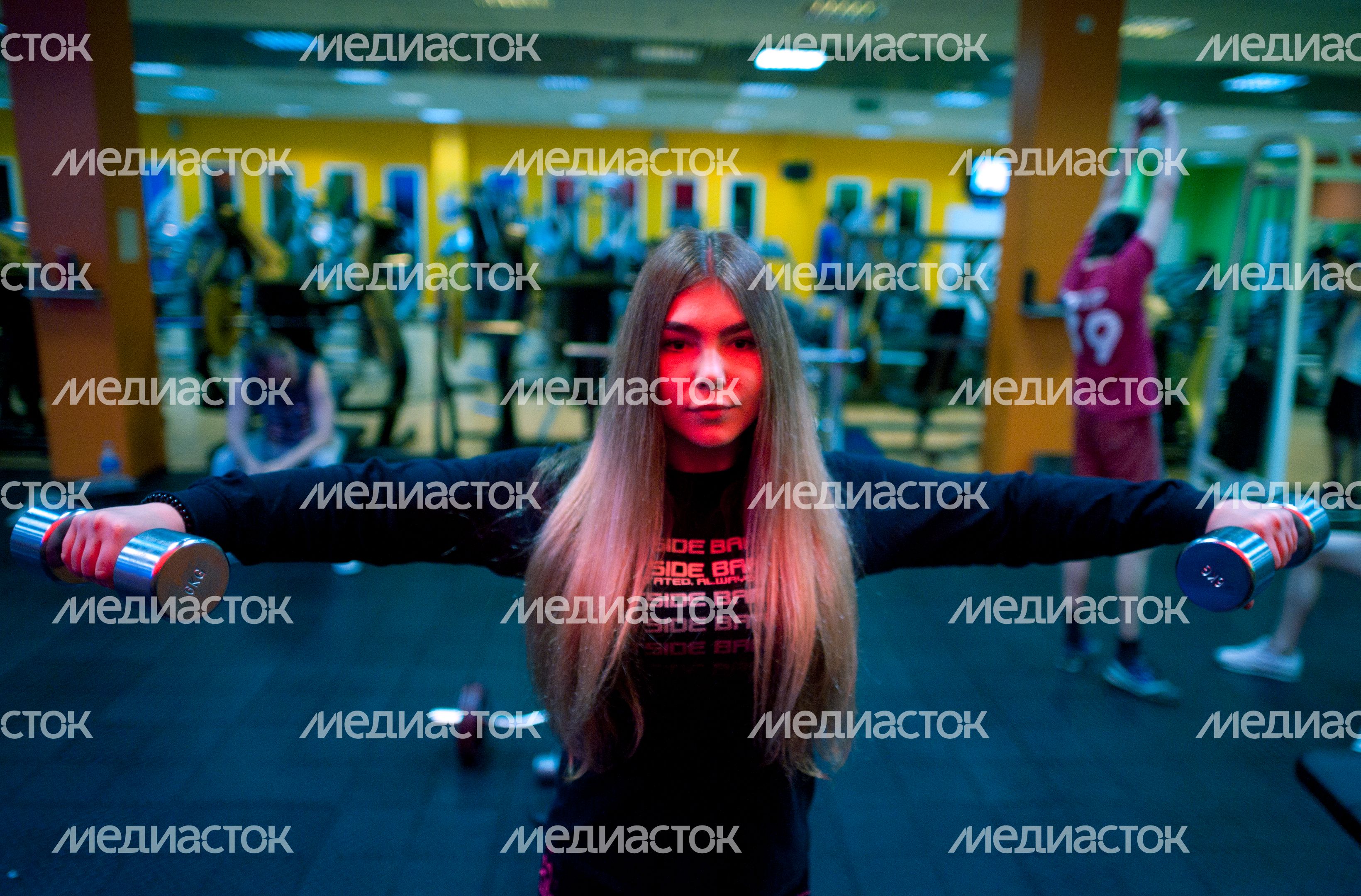 Спортсменка в пауэрлифтинге Марьяна Наумова