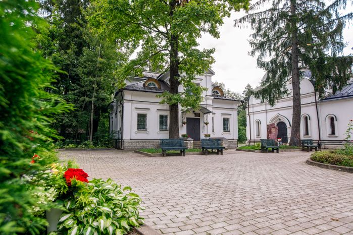Сергиев Посад. Сергиевский храм