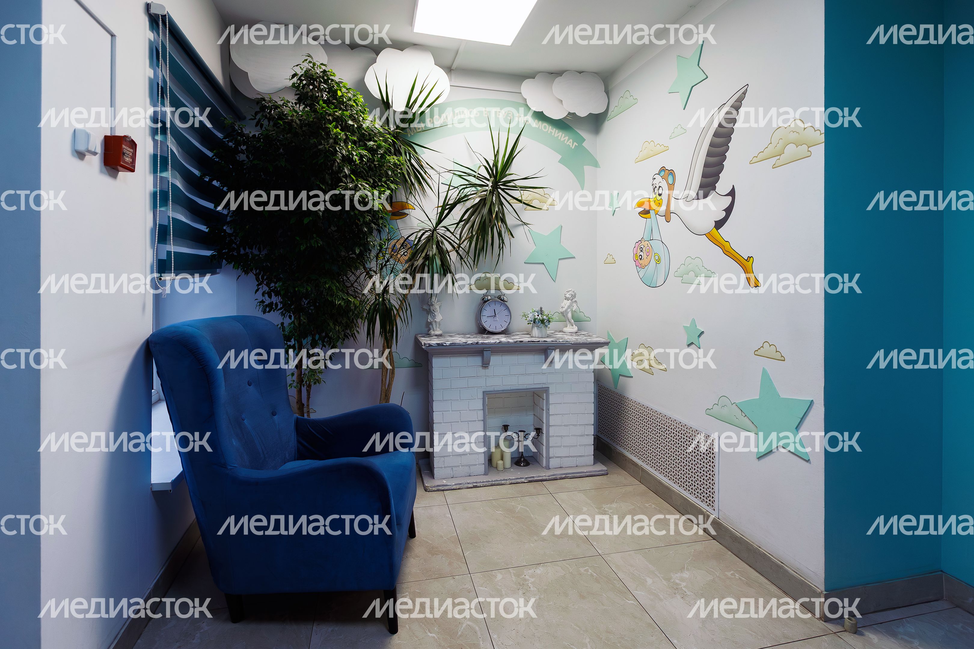 Комната выписки из роддома мамы с малышом в Московском областном НИИ акушерства и гинекологии имени академика В.И. Краснопольского (МОНИИАГ) Комната выписки из роддома мамы с малышом в Московском областном НИИ акушерства и гинекологии имени академика В.И. Краснопольского (МОНИИАГ)