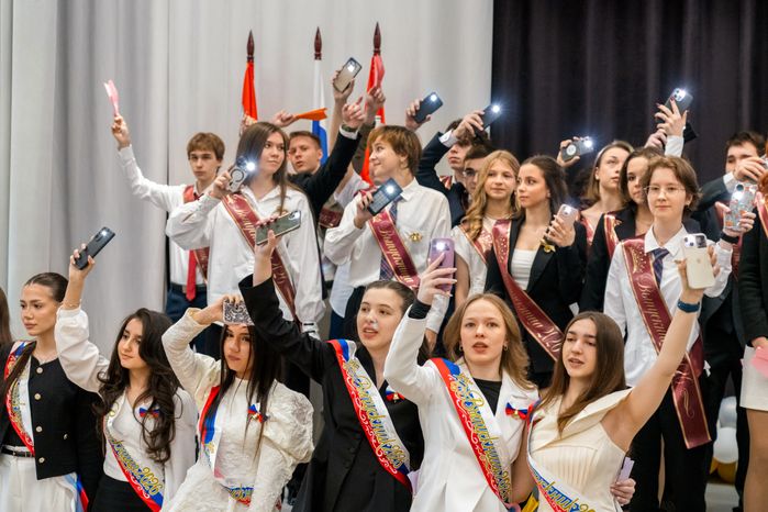Последний звонок в школе №32 в Мытищах
