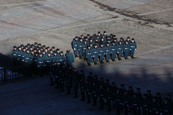 Акция «Знамя Победы» на Поклонной горе в Москве