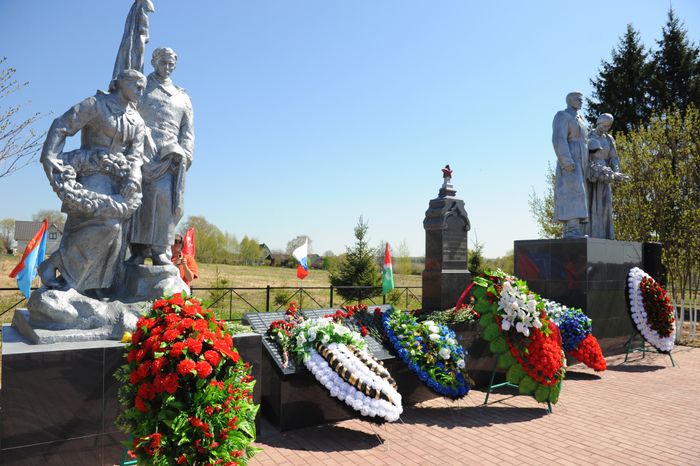 Открытие мемориала защитникам Подмосковья в Наро-Фоминском районе