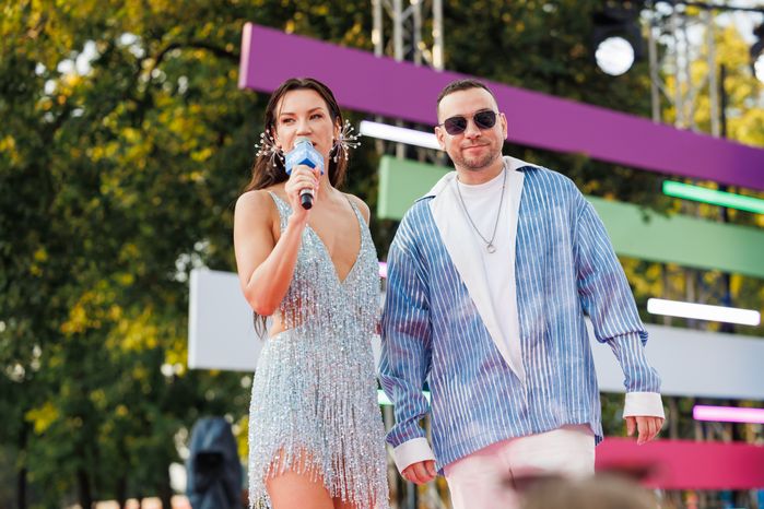 Ида Галич и Yan Dilan на открытии VK Fest -2024 в московских "Лужниках"