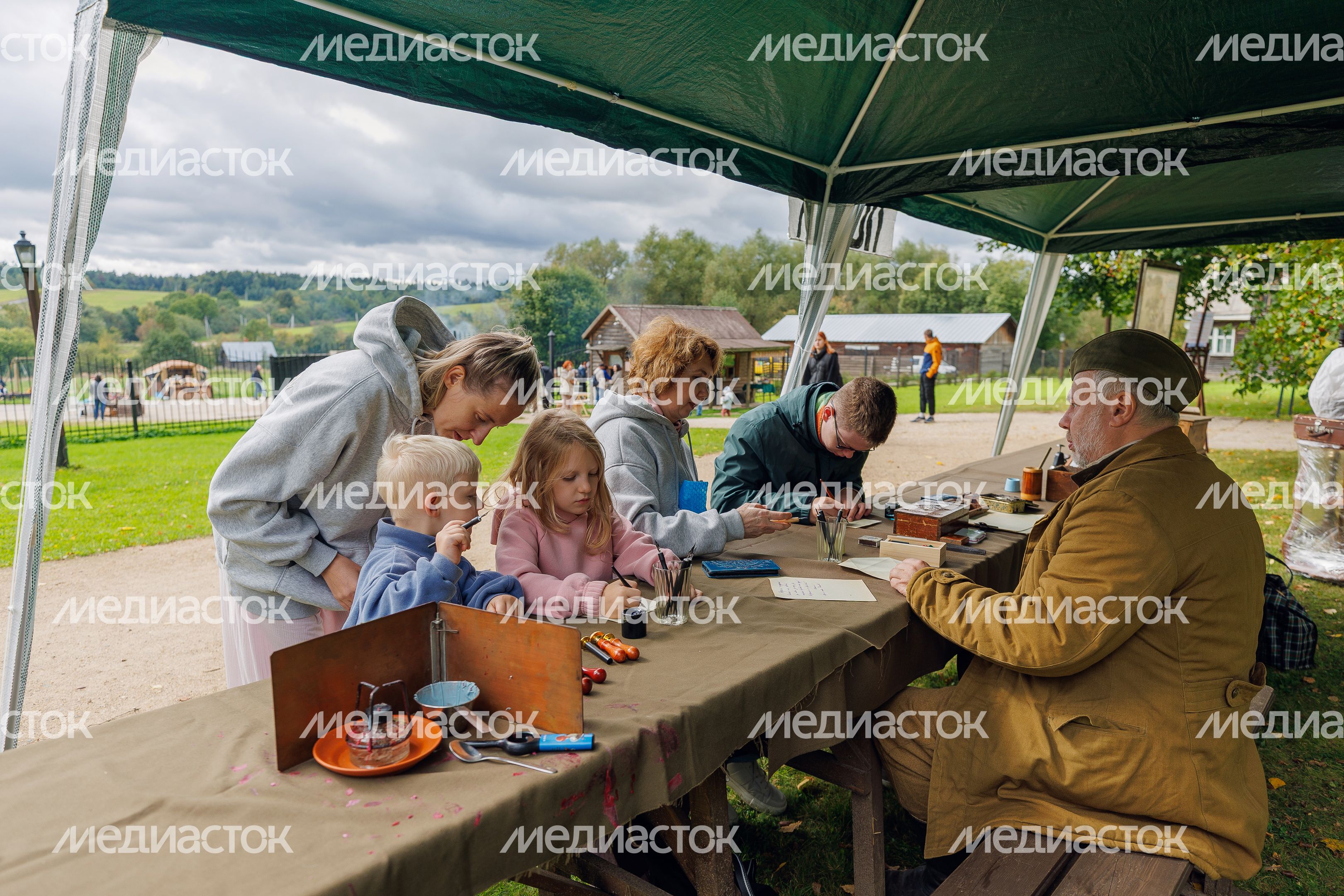 Гастрономический фестиваль «Аксаковская уха» в усадьбе Мураново округа Чехов Гастрономический фестиваль «Аксаковская уха» в усадьбе Мураново округа Чехов