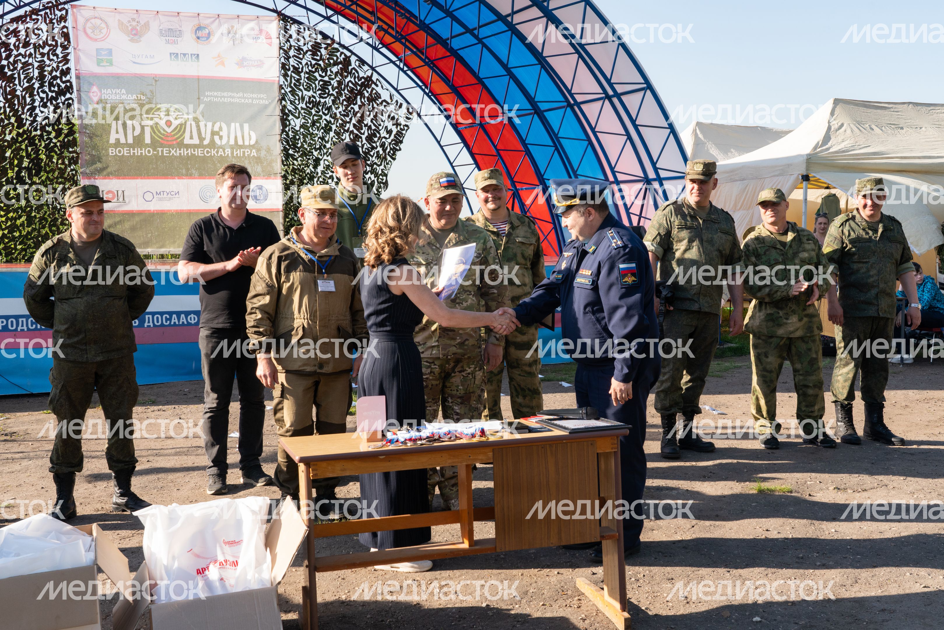 Военно-техническая игра "Арт-дуэль-2024" на аэродроме Волосово Военно-техническая игра "Арт-дуэль-2024" на аэродроме Волосово