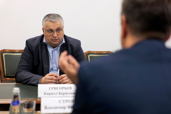 Первый замминистра по содержанию территорий и государственному жилищному надзору Московской области Кирилл Григорьев