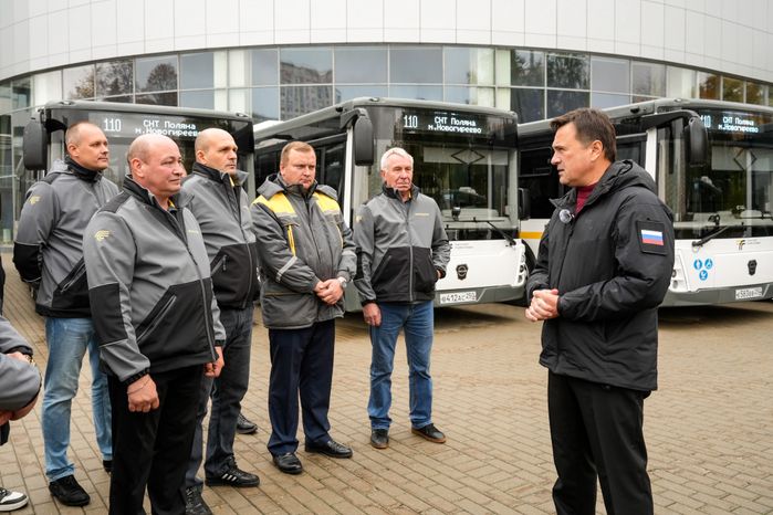 Андрей Воробьев передал партию новых автобусов округам Подмосковья