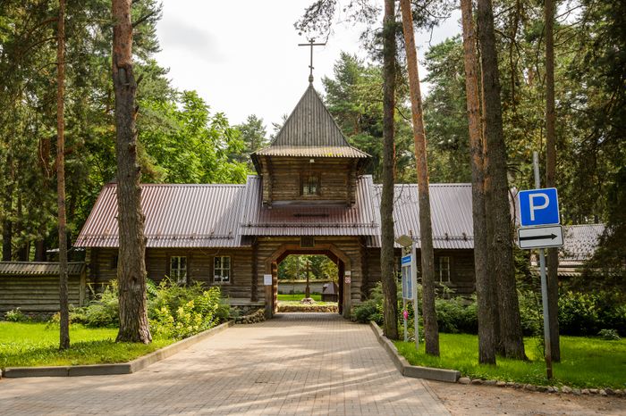 Дубна. Смоленская церковь